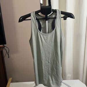Under Armour Women's Light Gray Tank Top